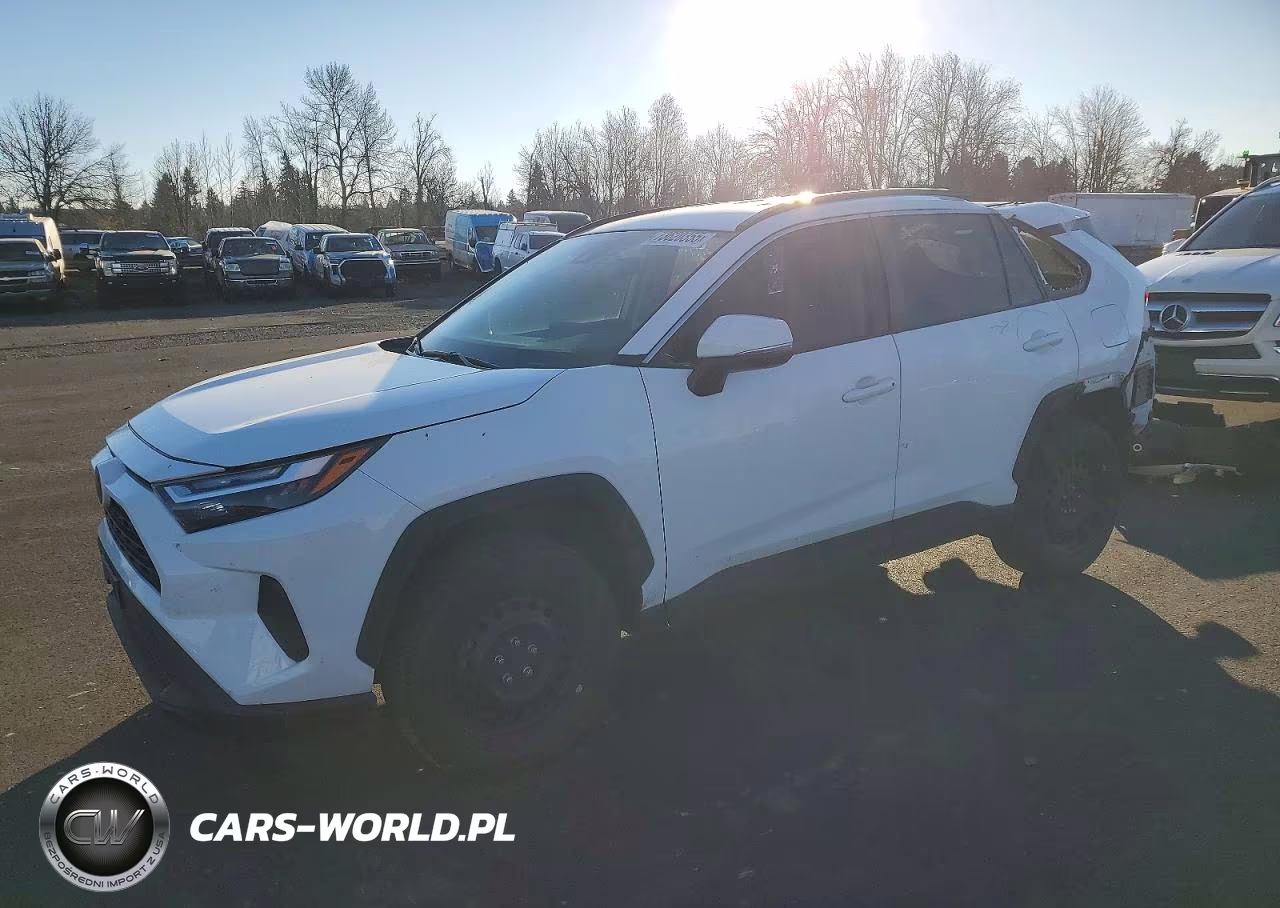 2022 Toyota Rav4 Xle – zdjęcie 1 z 13