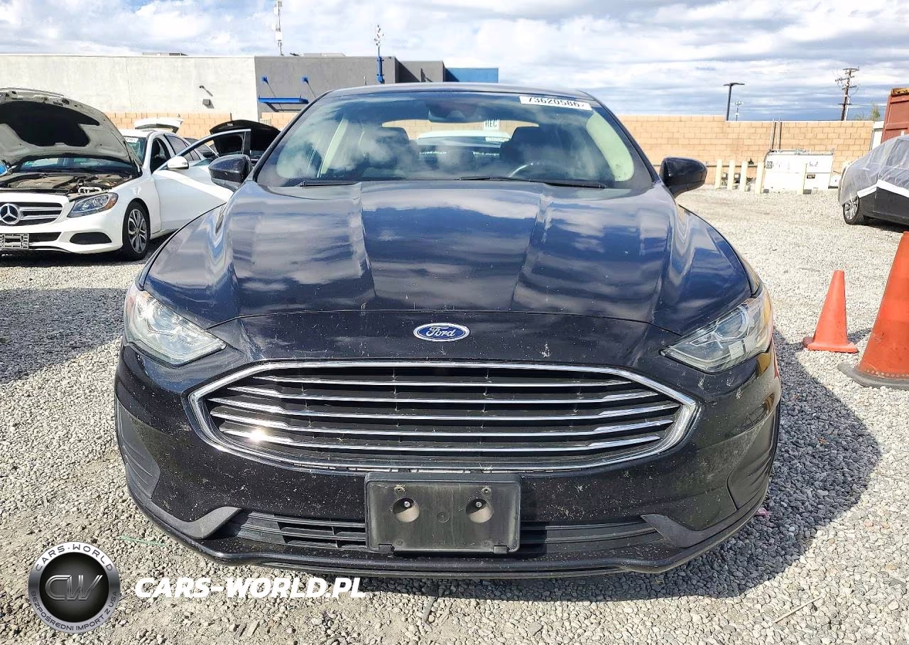 2019 Ford Fusion Se VIN:3FA6P0LU2KR207745 - 5