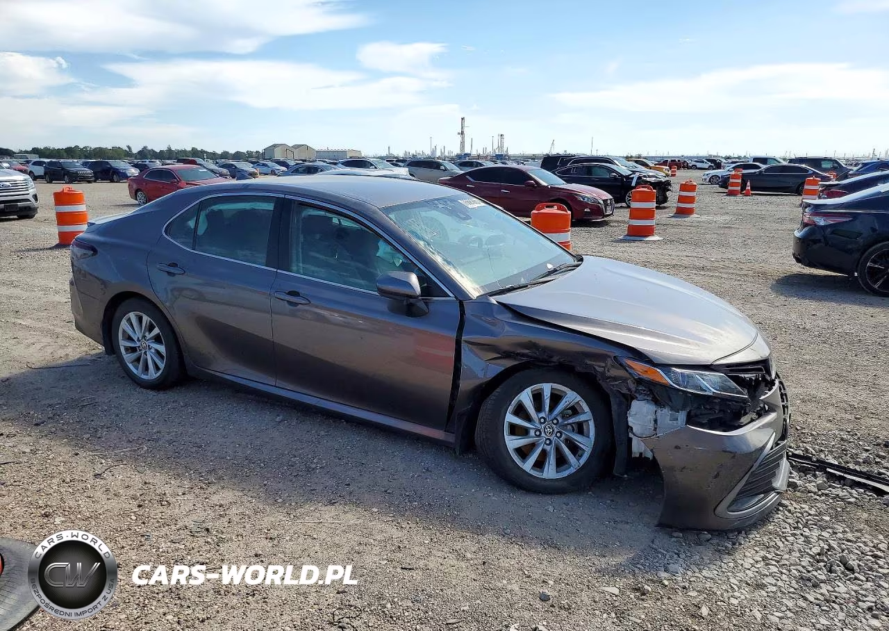 2024 Toyota Camry Le VIN:4T1C11AK1RU910435 - 4