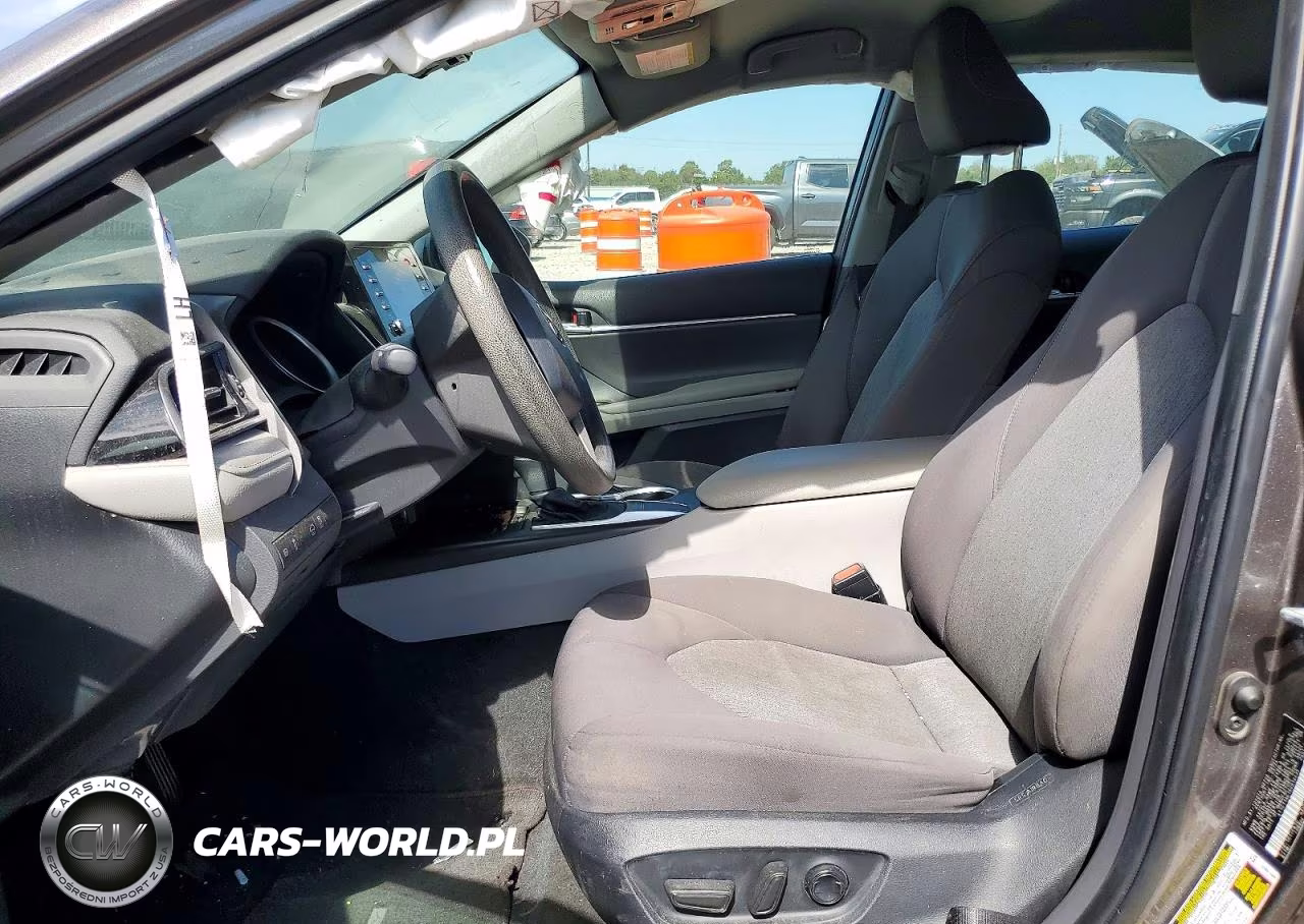 2024 Toyota Camry Le VIN:4T1C11AK1RU910435 - 7