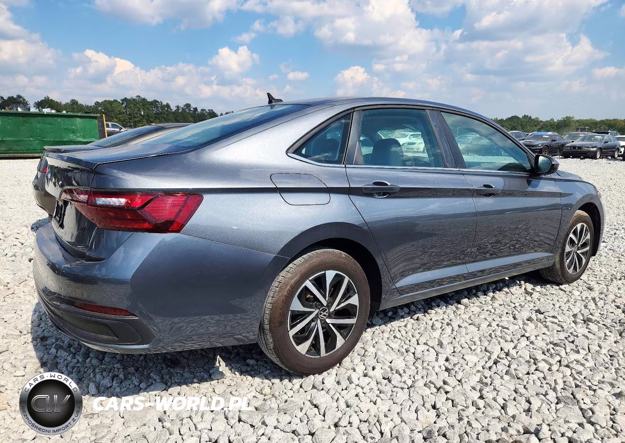 2024 Volkswagen Jetta S VIN:3VW5M7BU5RM024630 - 3