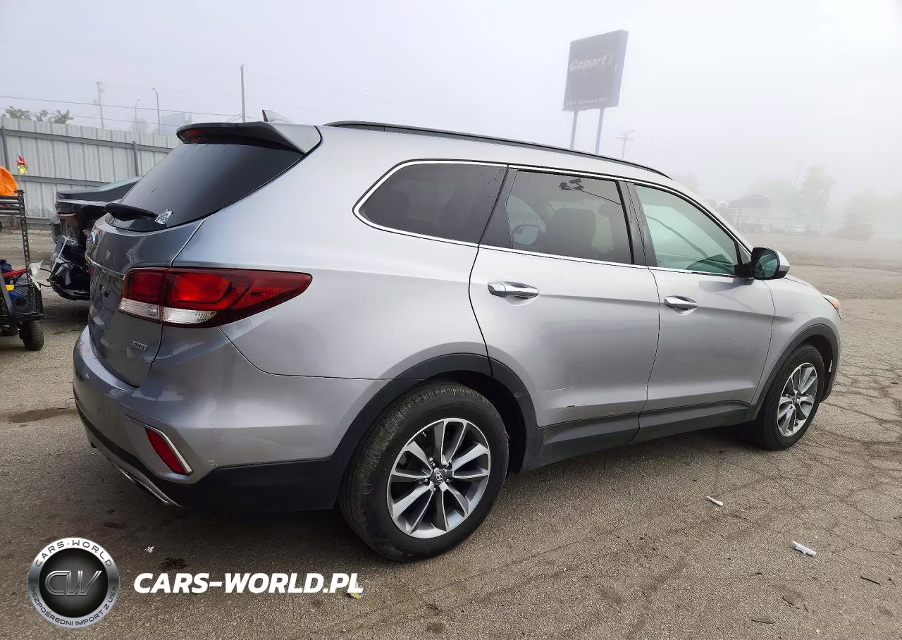 2017 Hyundai Santa Fe Se VIN:KM8SMDHF8HU231404 - 3
