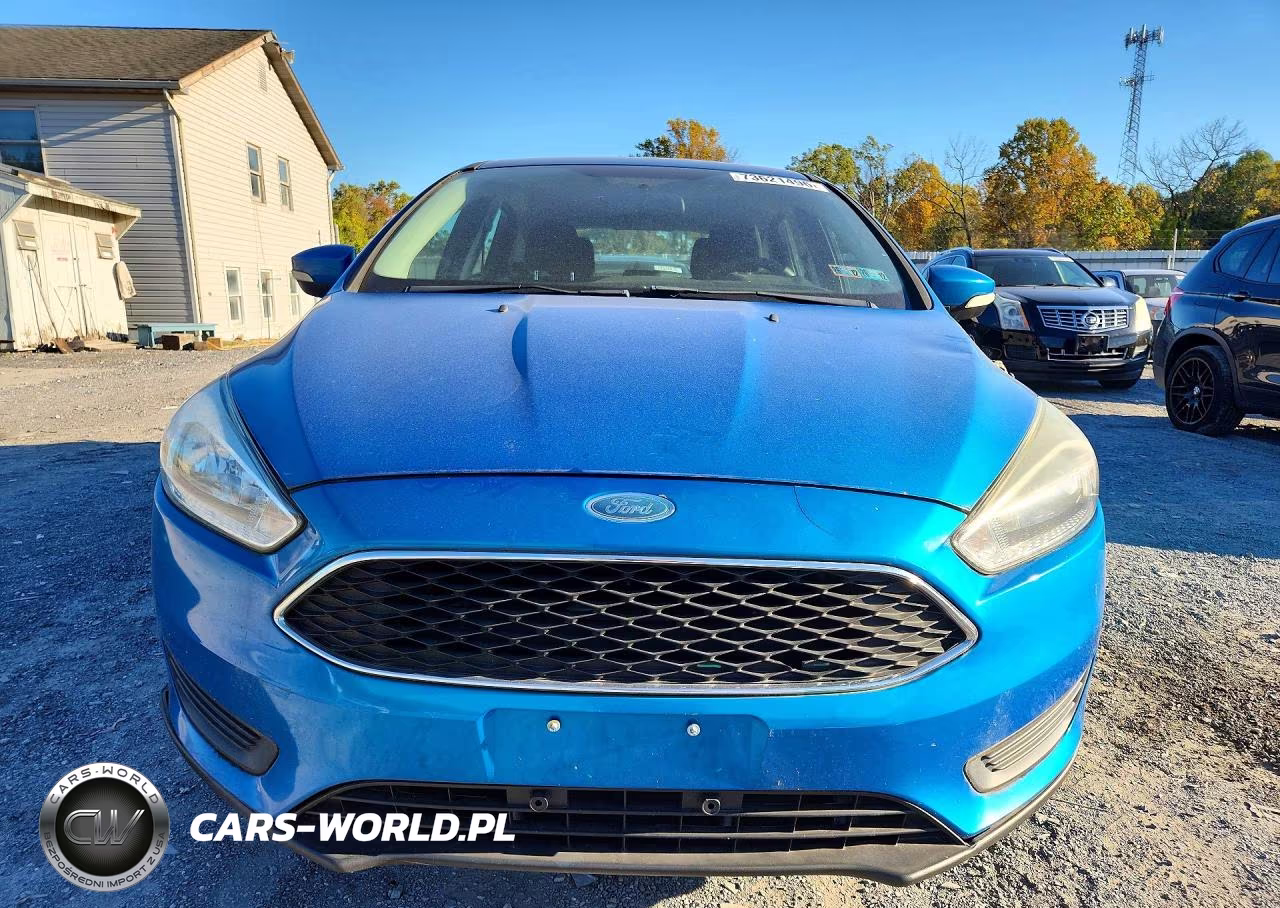 2015 Ford Focus Se VIN:1FADP3K29FL315549 - 5