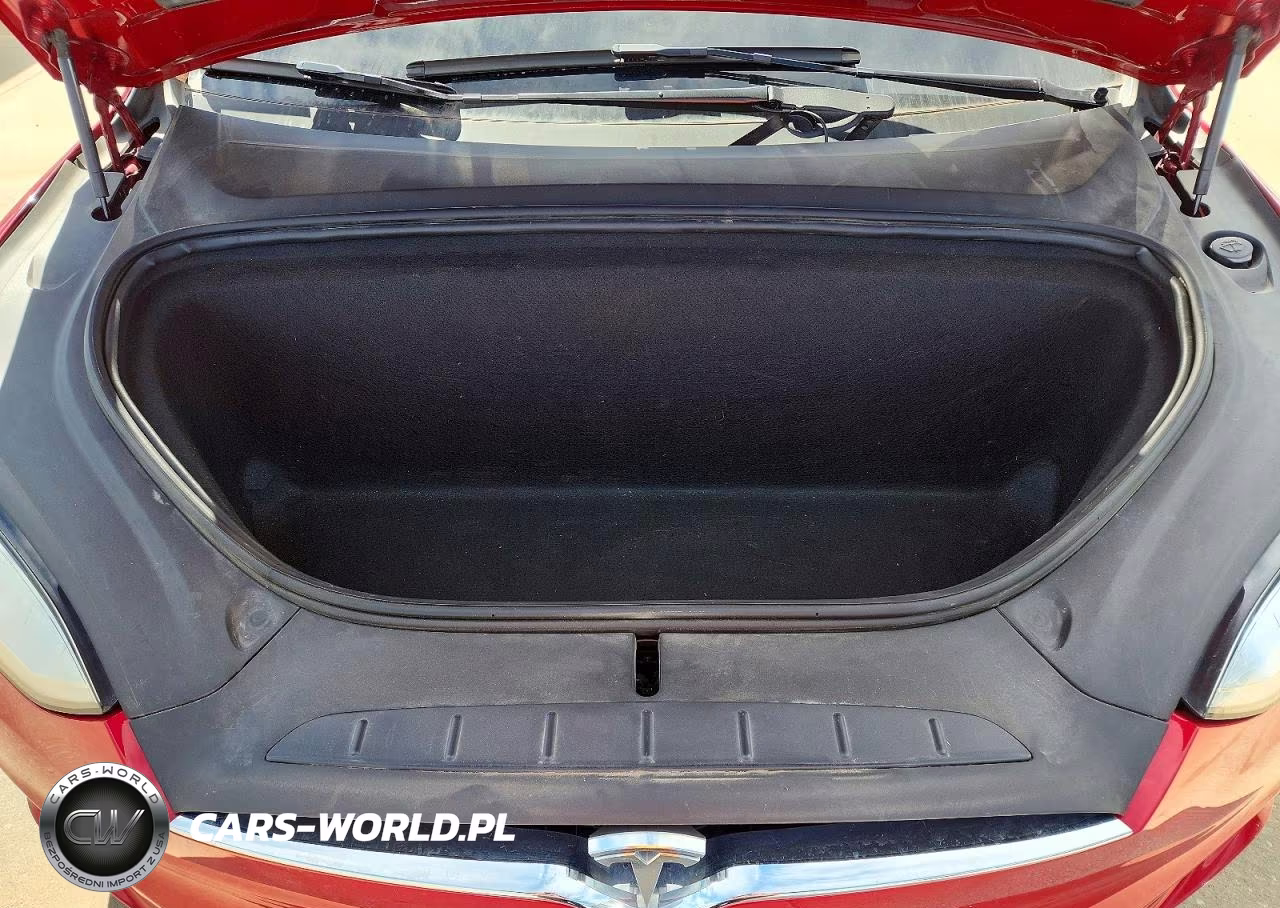 2018 Tesla Model X VIN:5YJXCDE2XJF142611 - 11