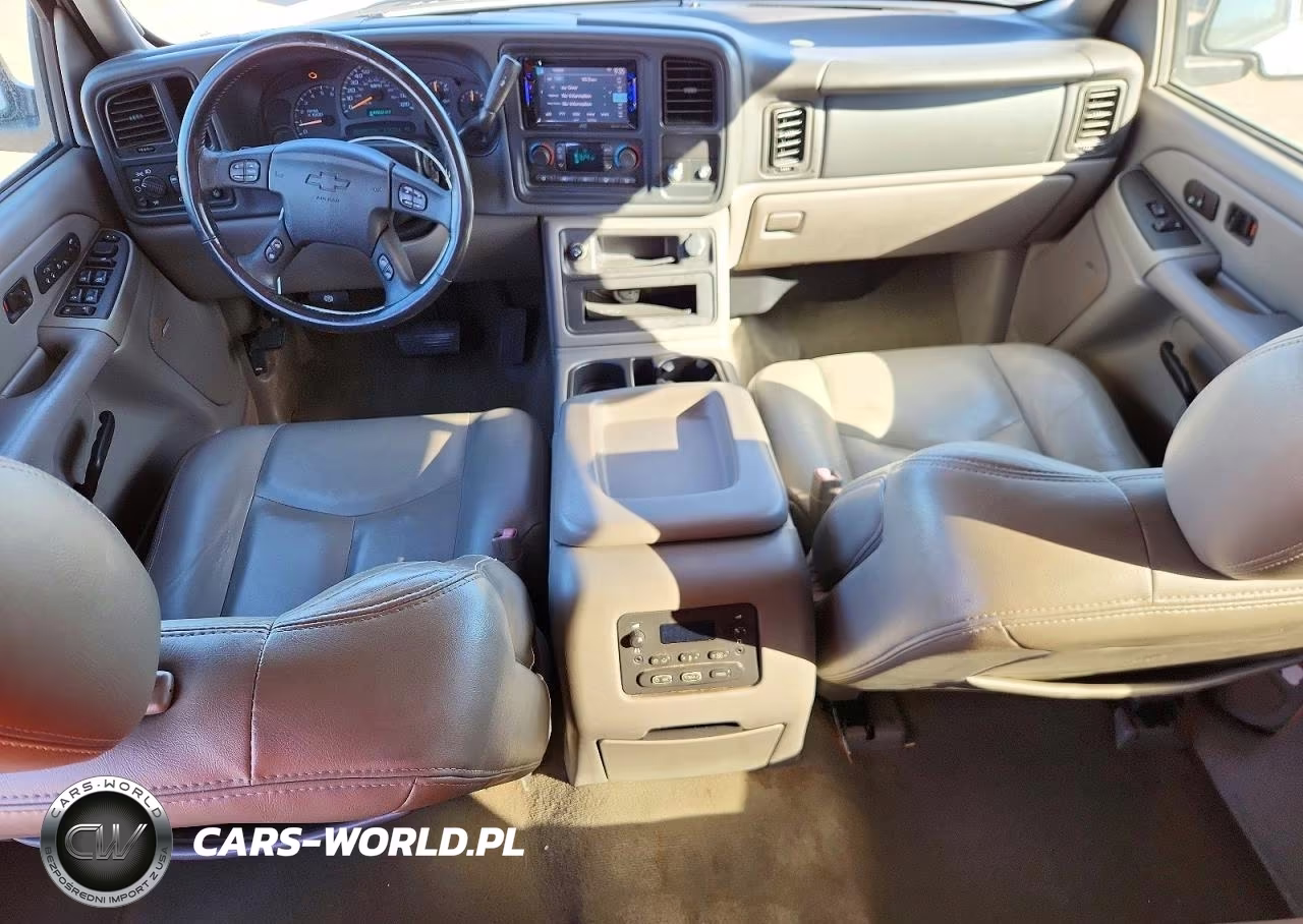 2004 Chevrolet Tahoe C1500 VIN:1GNEC13Z14R121545 - 8