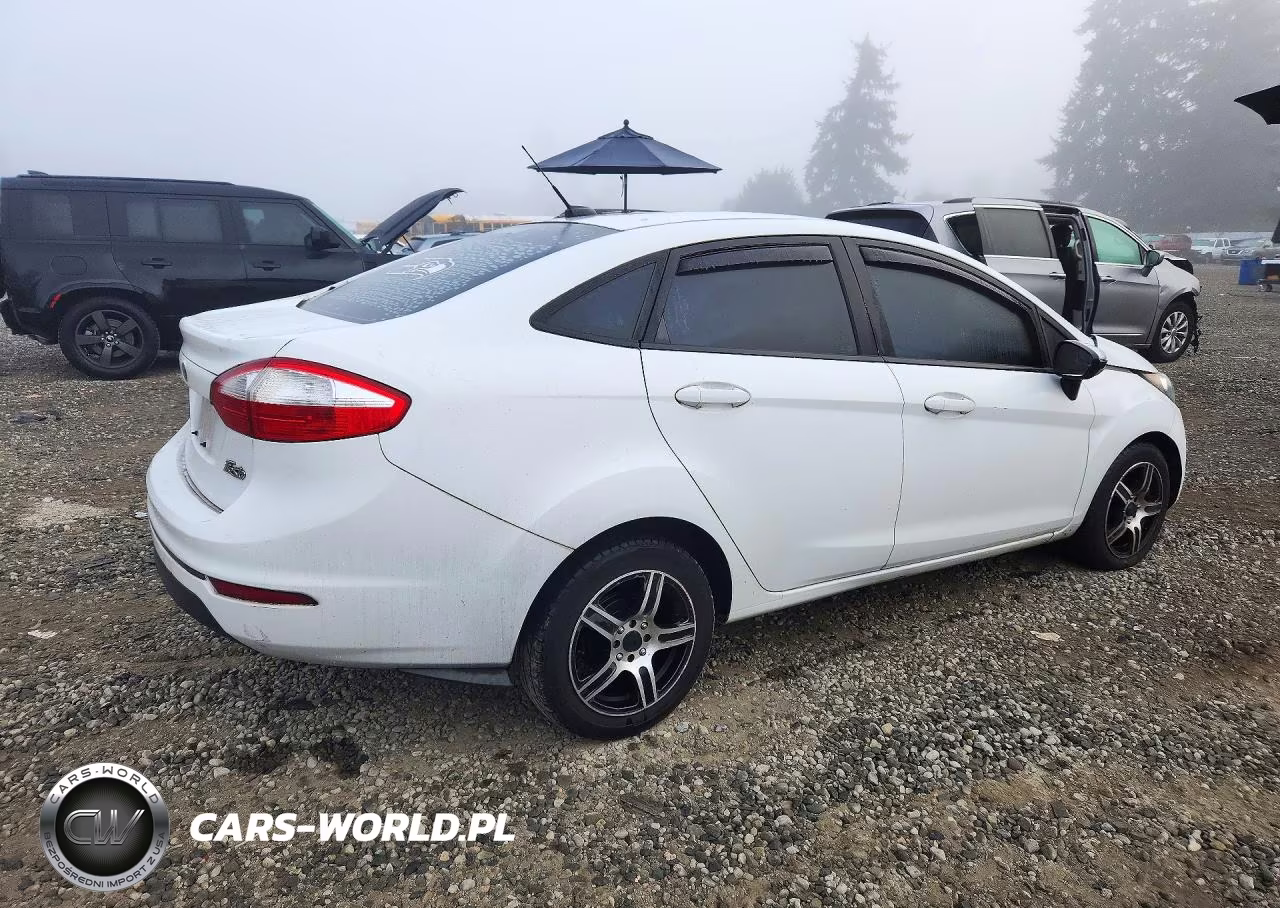 2014 Ford Fiesta Se VIN:3FADP4BJXEM183430 - 3