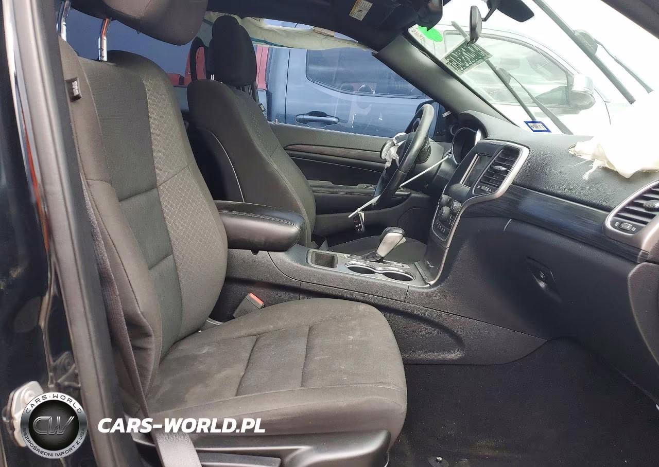 2020 Jeep Grand Cherokee Laredo VIN:1C4RJFAG3LC184775 - 7