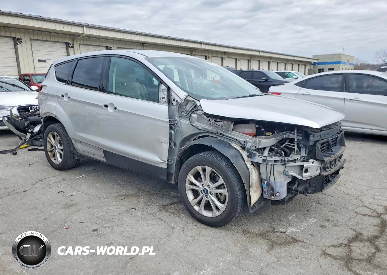 2019 Ford Escape Se VIN:1FMCU9GD9KUB64580 - 4