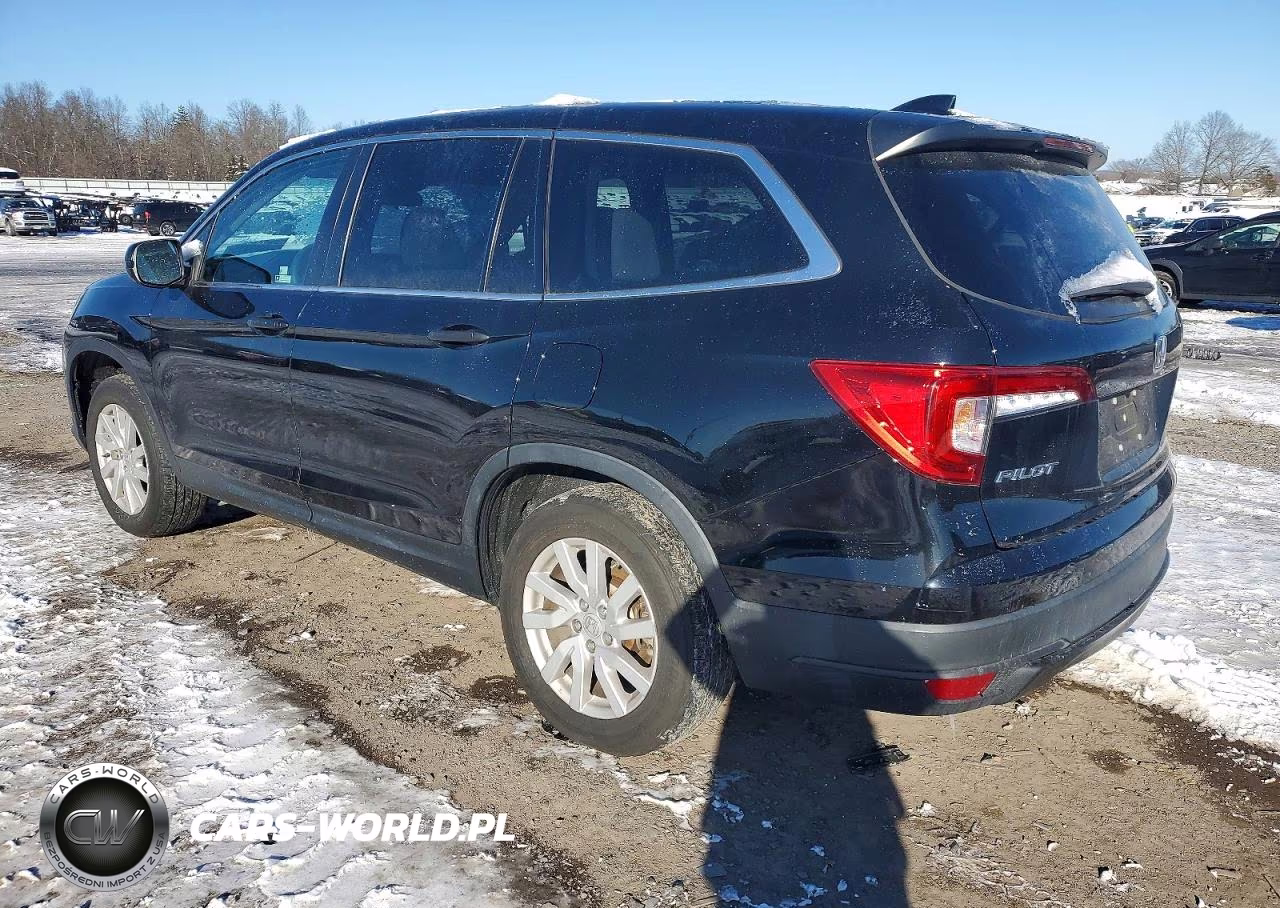 2021 Honda Pilot Lx VIN:5FNYF6H13MB007064 - 2