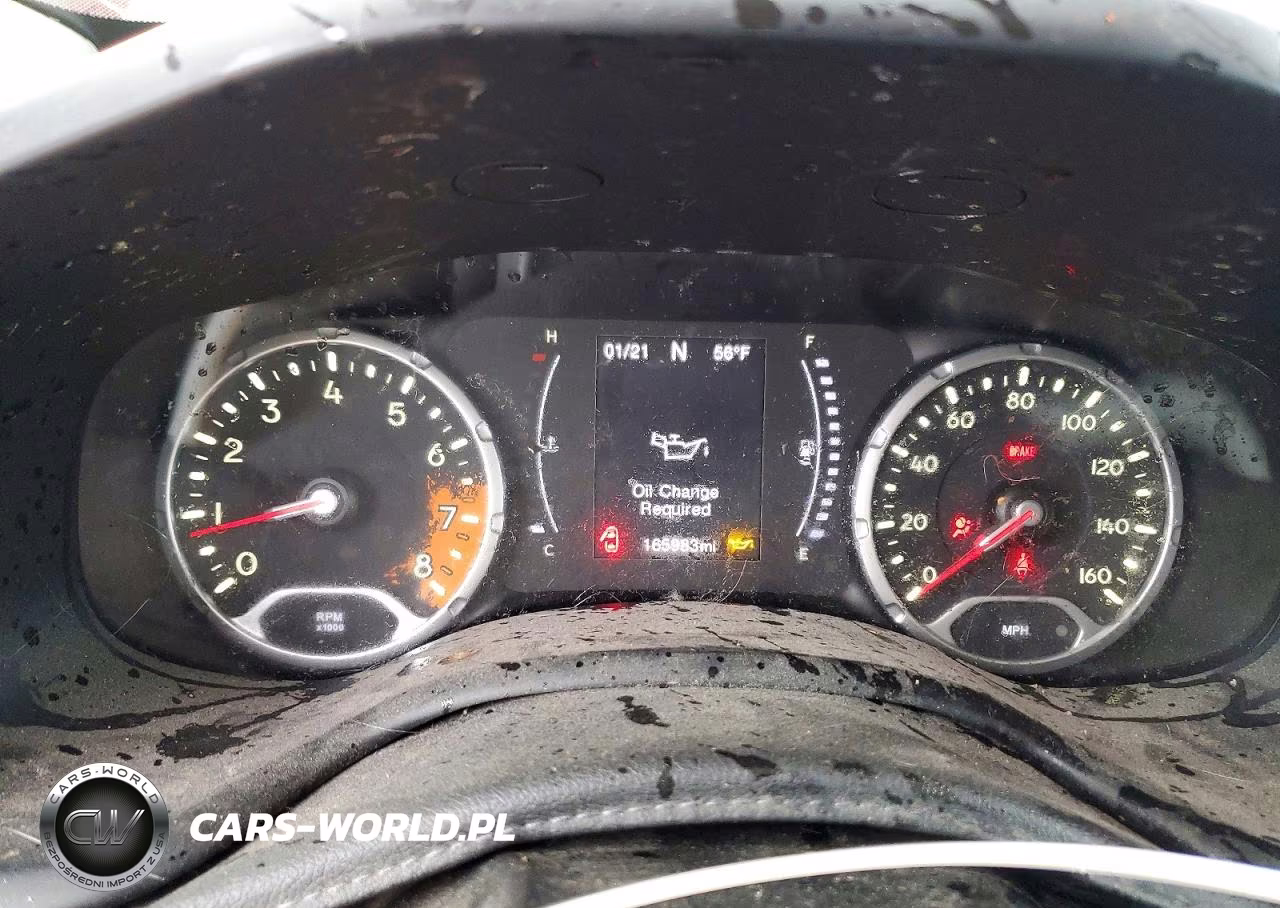 2017 Jeep Renegade Latitude VIN:ZACCJABB1HPF18557 - 9