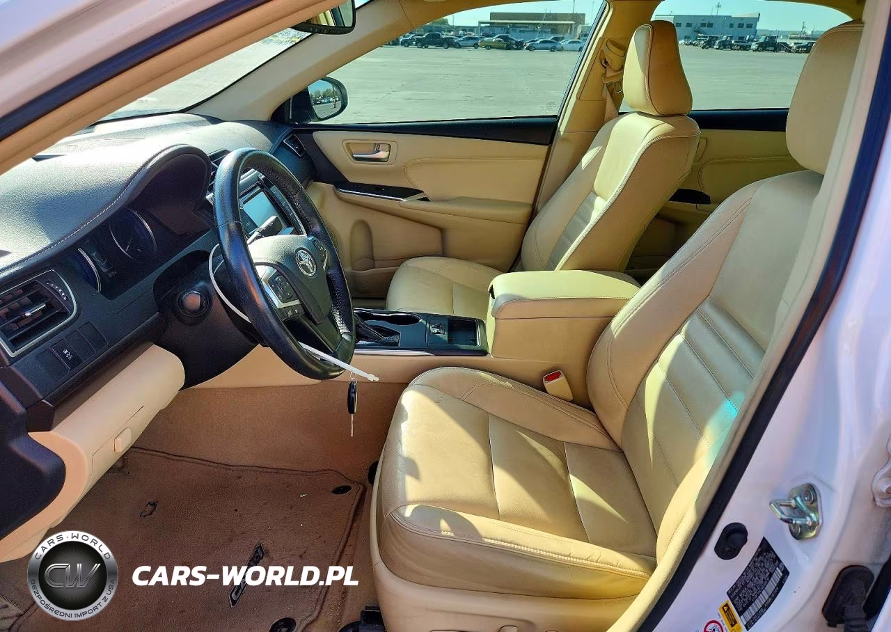 2016 Toyota Camry Xle VIN:4T4BF1FK3GR560797 - 7