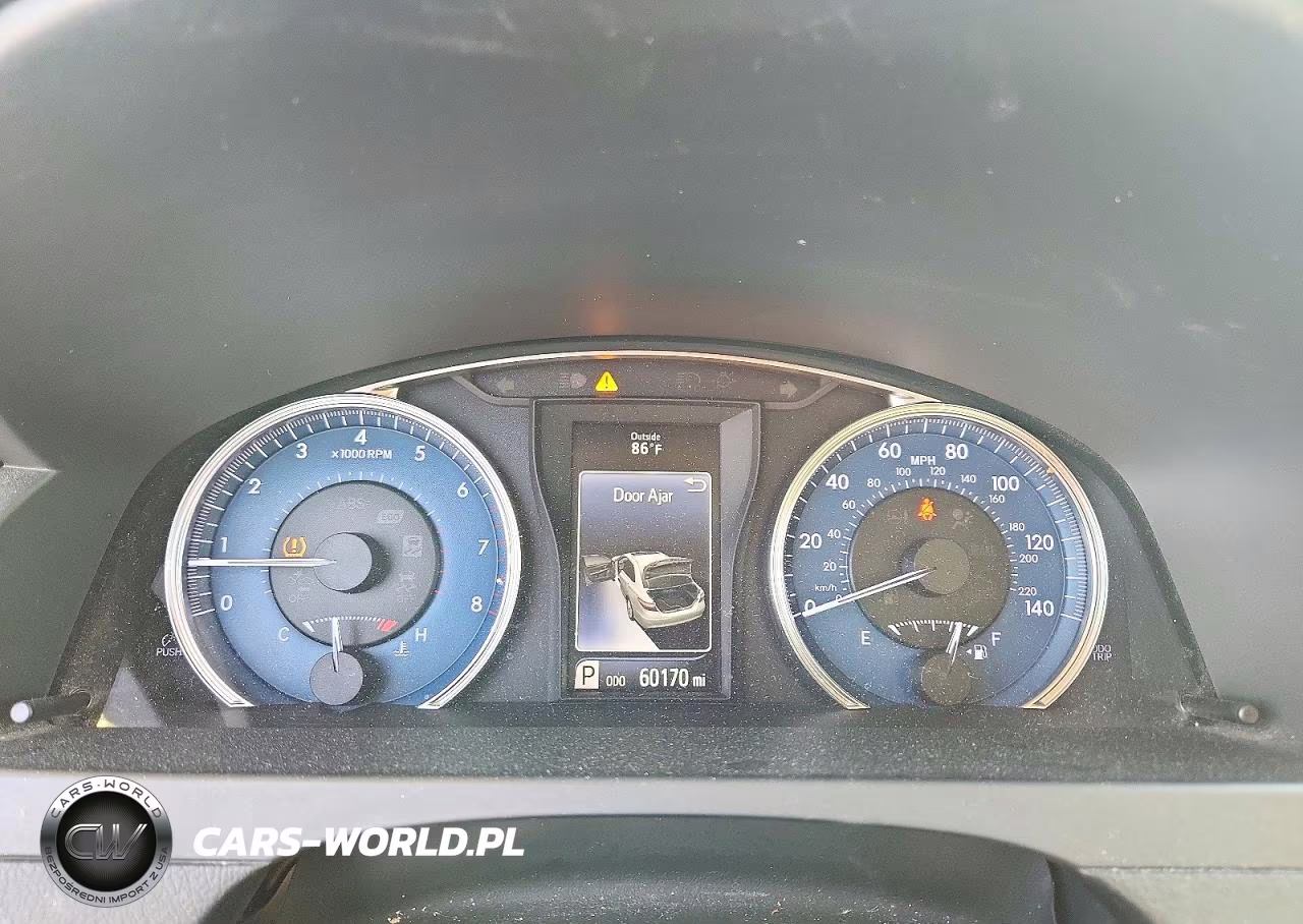 2016 Toyota Camry Xle VIN:4T4BF1FK3GR560797 - 9