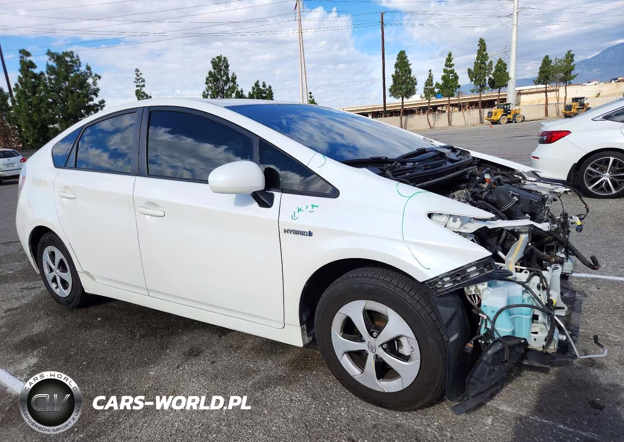 2012 Toyota Prius Three VIN:JTDKN3DU7C5451829 - 4