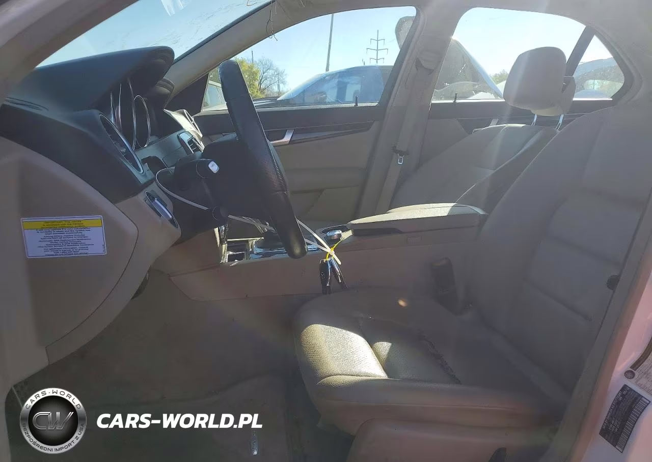 2013 Mercedes-Benz C 300 4Matic VIN:WDDGF8AB7DA788552 - 7