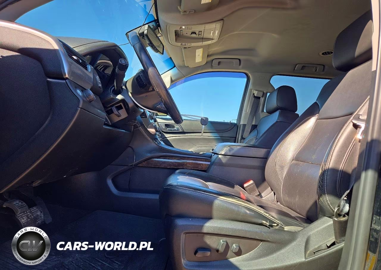 2019 Chevrolet Suburban C1500 Lt VIN:1GNSCHKC7KR157911 - 7