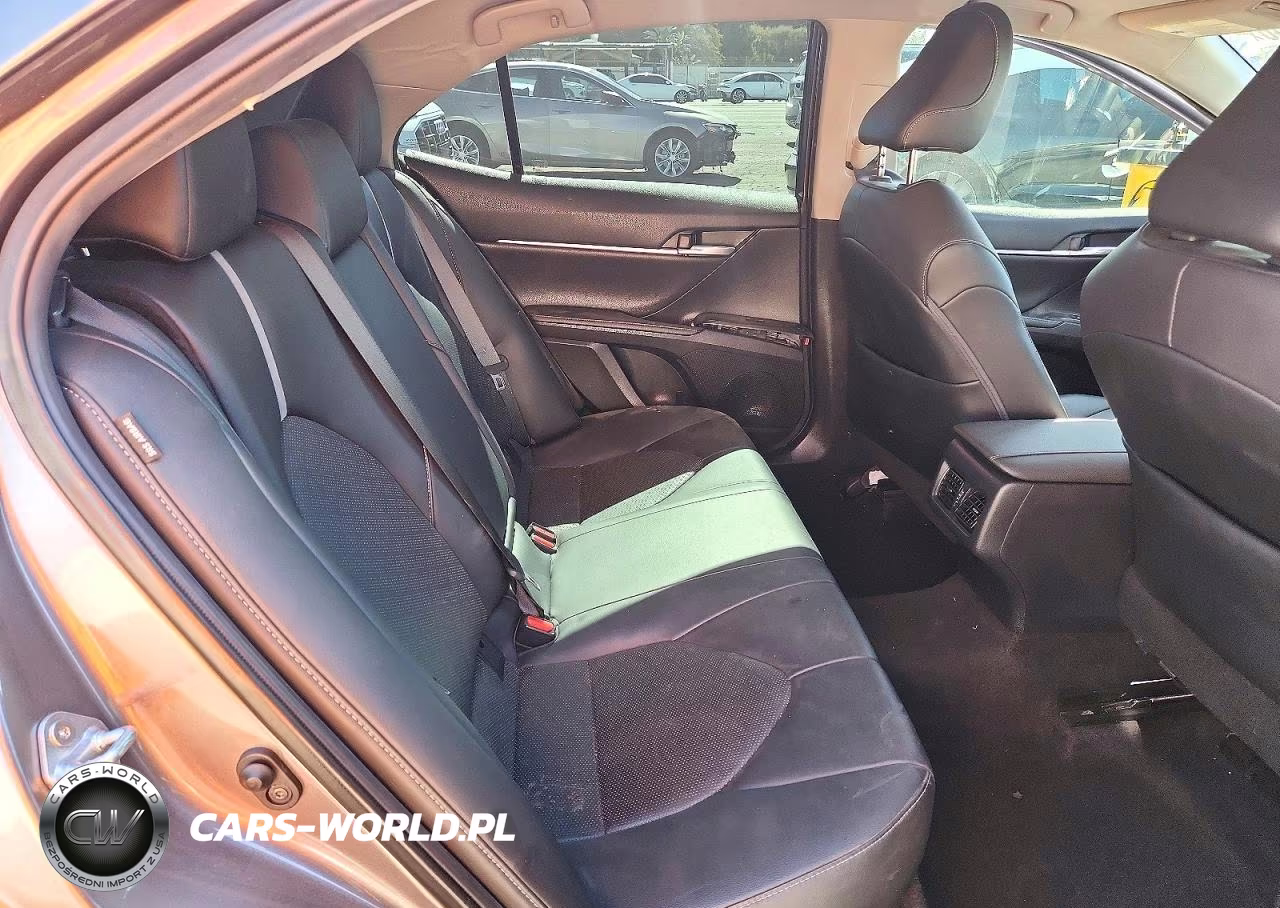 2021 Toyota Camry Xse VIN:4T1K61AK3MU444710 - 10