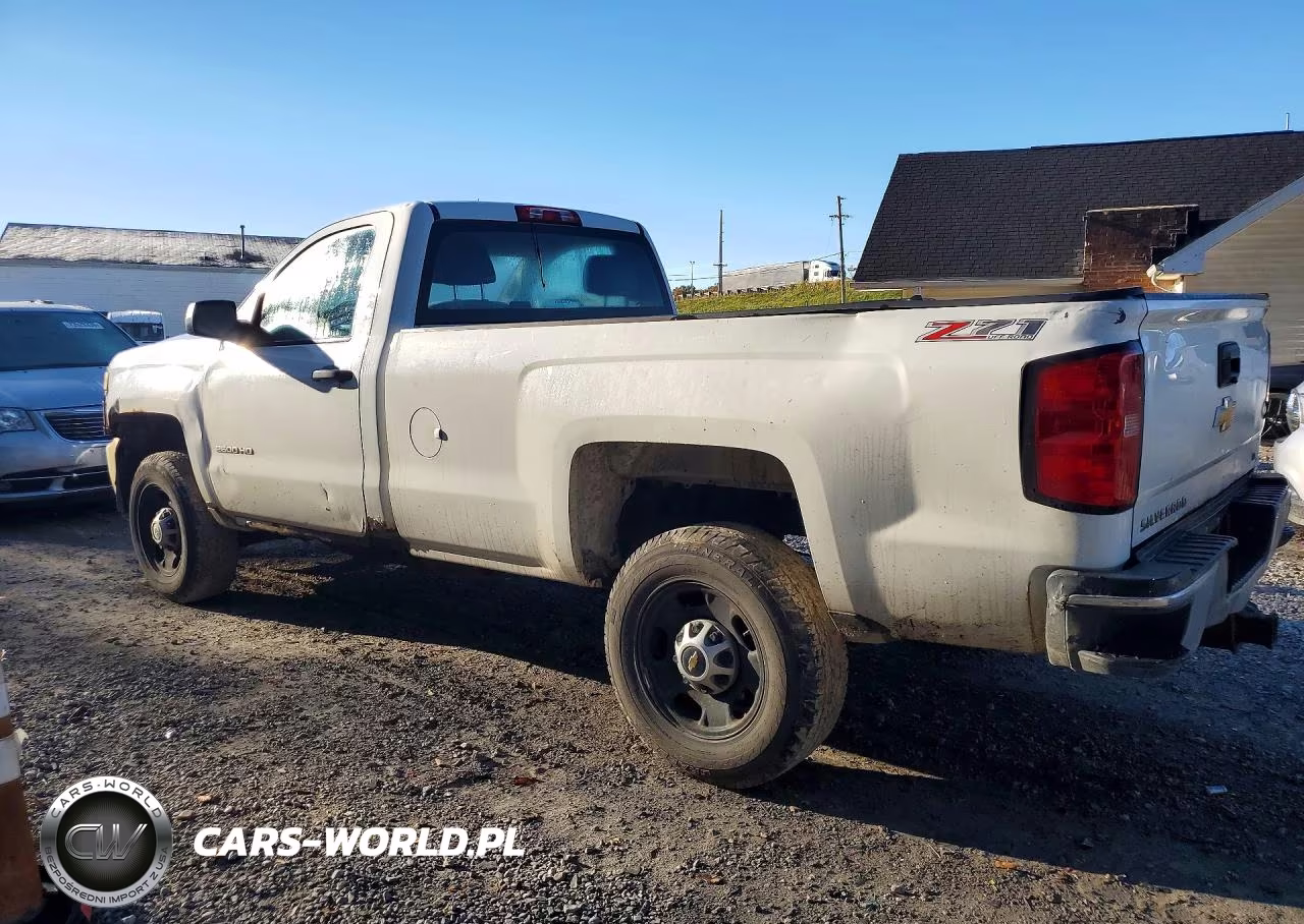 2015 Chevrolet Silverado K2500 Heavy Duty VIN:1GC0KUEG5FZ143327 - 2