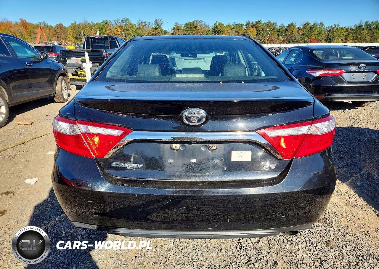 2017 Toyota Camry Se VIN:4T1BF1FK9HU319094 - 6
