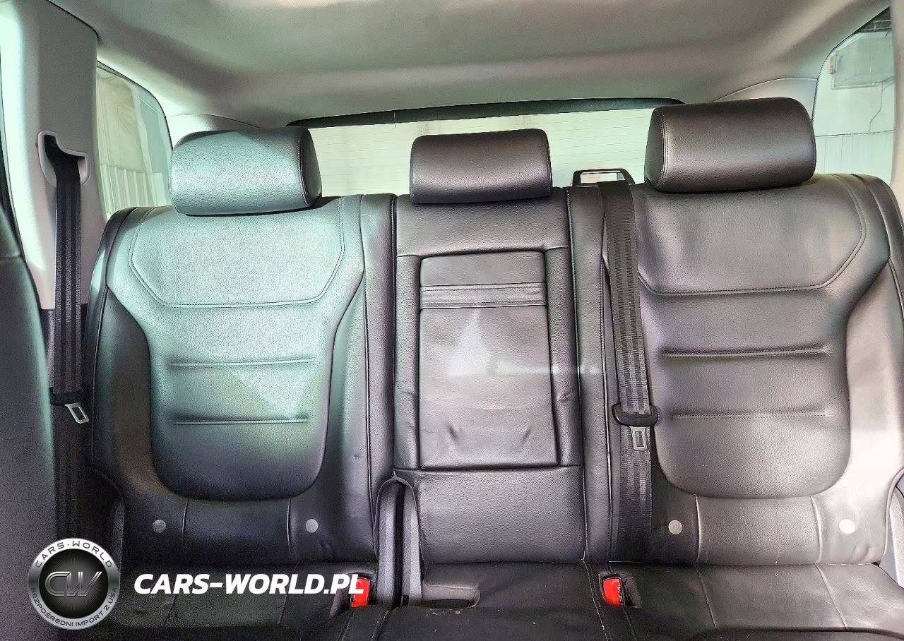 2012 Volkswagen Touareg V6 Tdi VIN:WVGFK9BP6CD000516 - 10