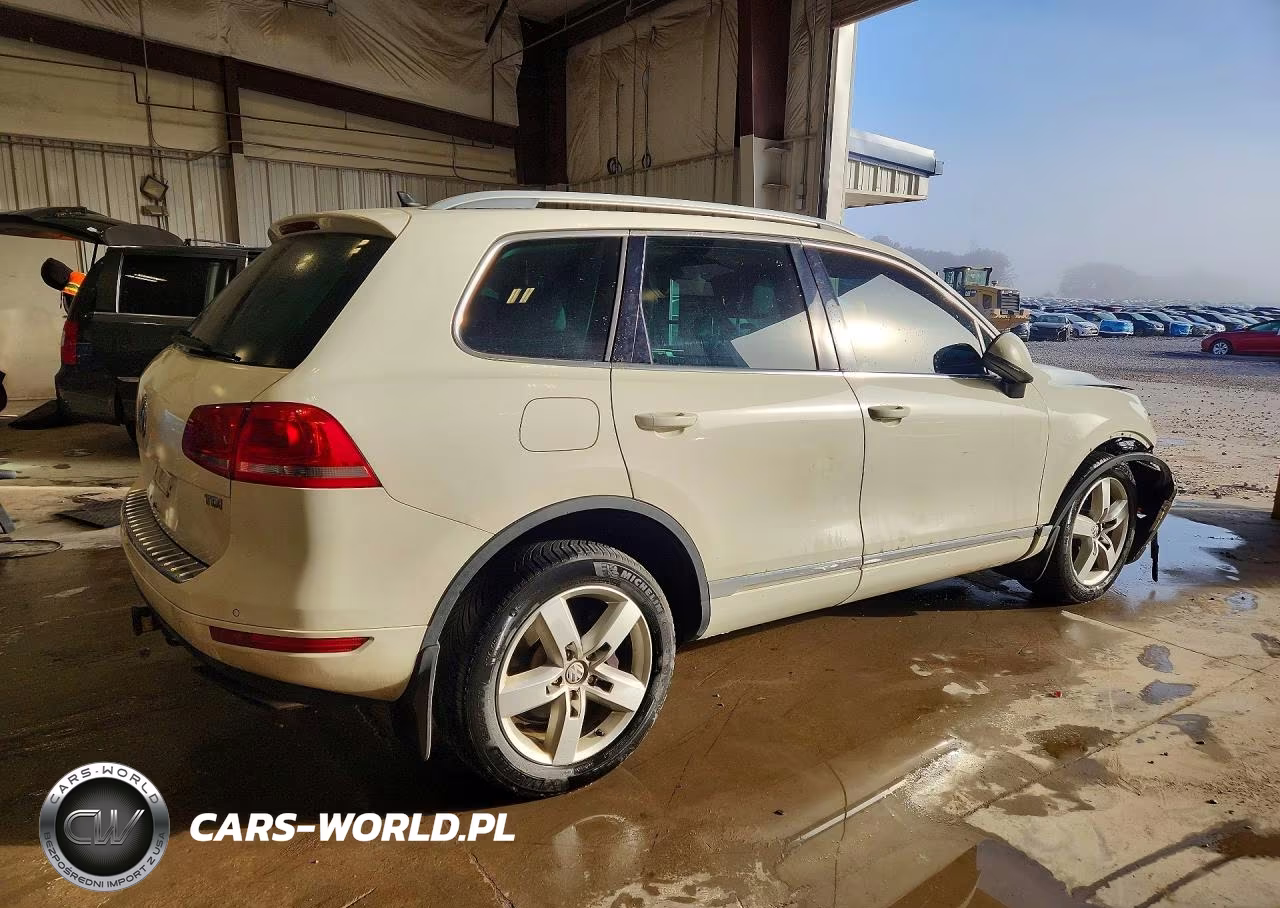 2012 Volkswagen Touareg V6 Tdi VIN:WVGFK9BP6CD000516 - 3