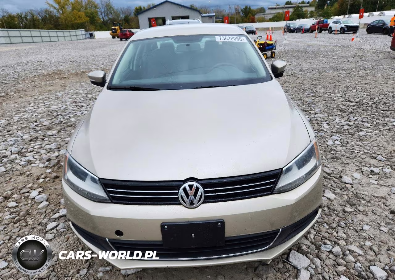 2013 Volkswagen Jetta Tdi VIN:3VWLL7AJ2DM232118 - 5