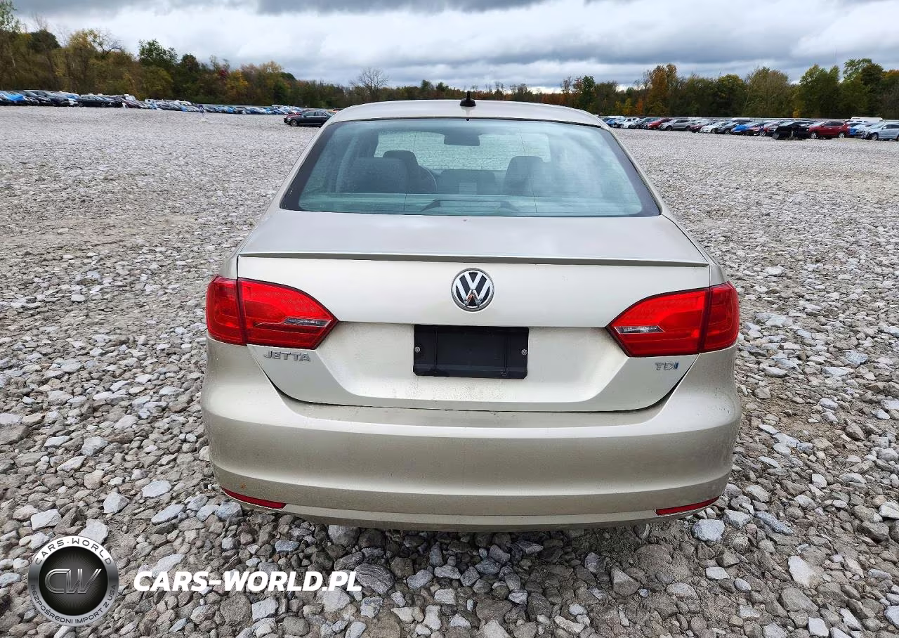 2013 Volkswagen Jetta Tdi VIN:3VWLL7AJ2DM232118 - 6