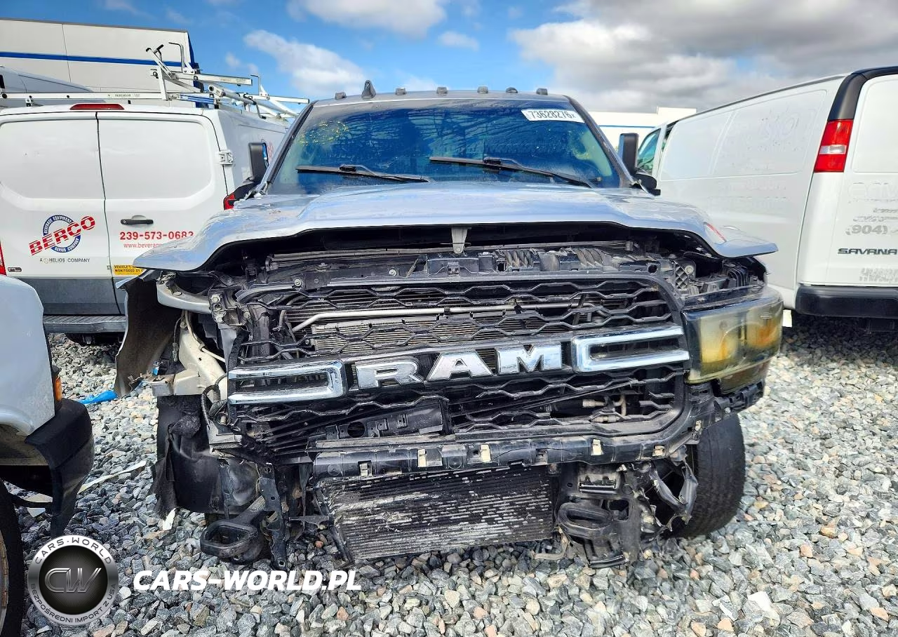 2020 Ram 3500 Tradesman VIN:3C63RRGL6LG260658 - 5