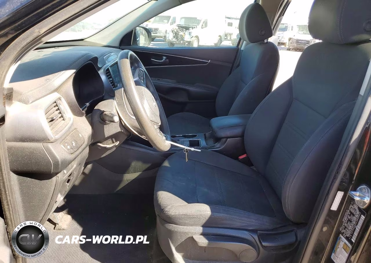 2020 Kia Sorento Lx VIN:5XYPG4A3XLG688923 - 7