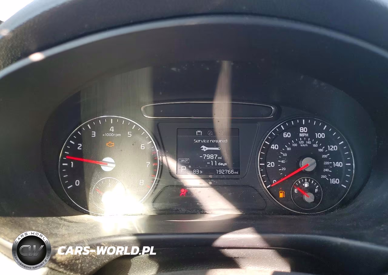 2020 Kia Sorento Lx VIN:5XYPG4A3XLG688923 - 9