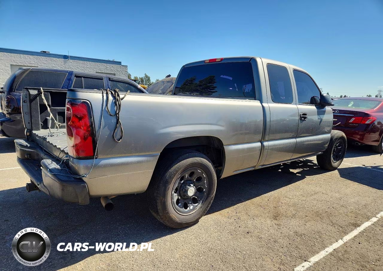 2007 Chevrolet Silverado C1500 Classic VIN:1GCEC19X47Z103107 - 3