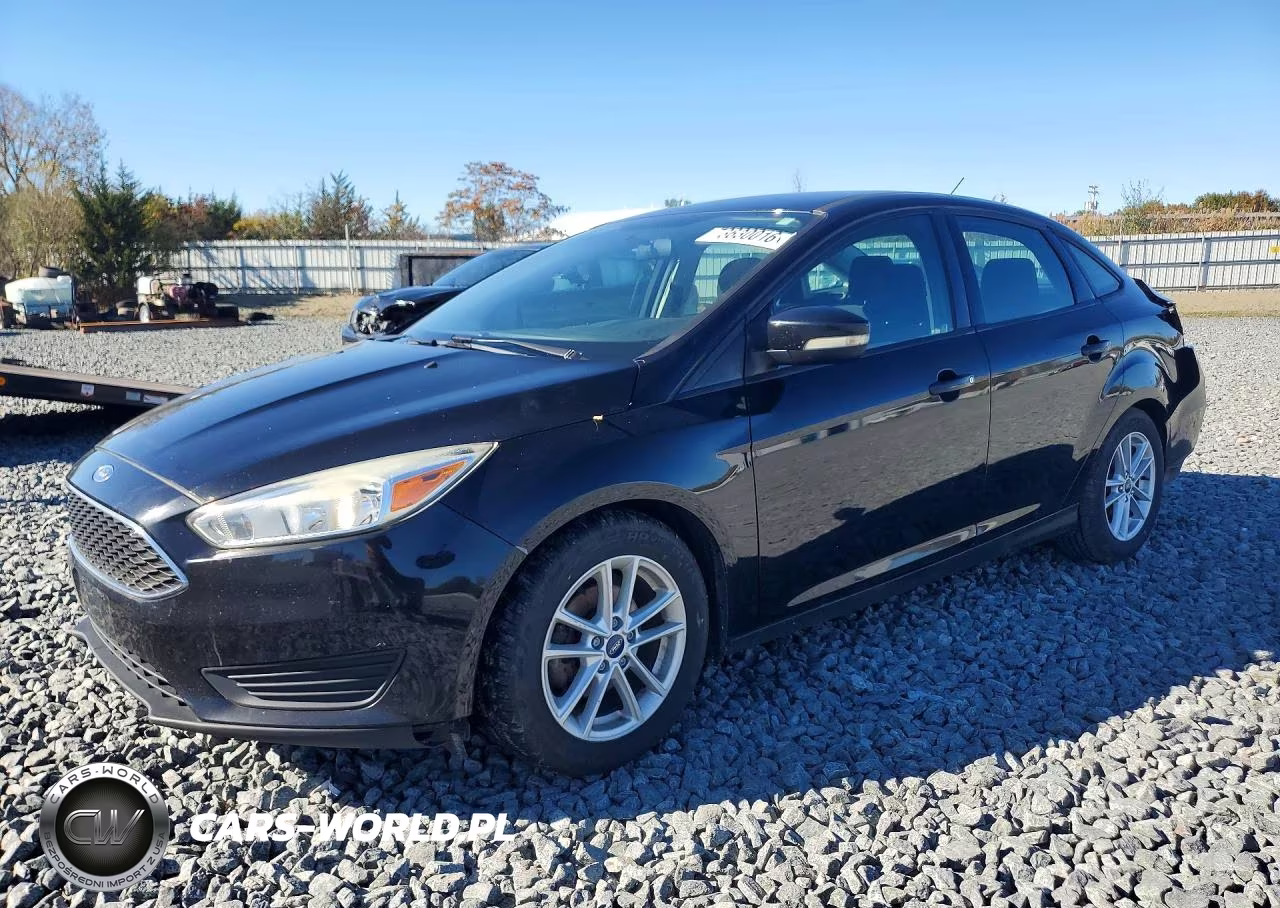 2016 Ford Focus Se VIN:1FADP3F29GL368604 - 1
