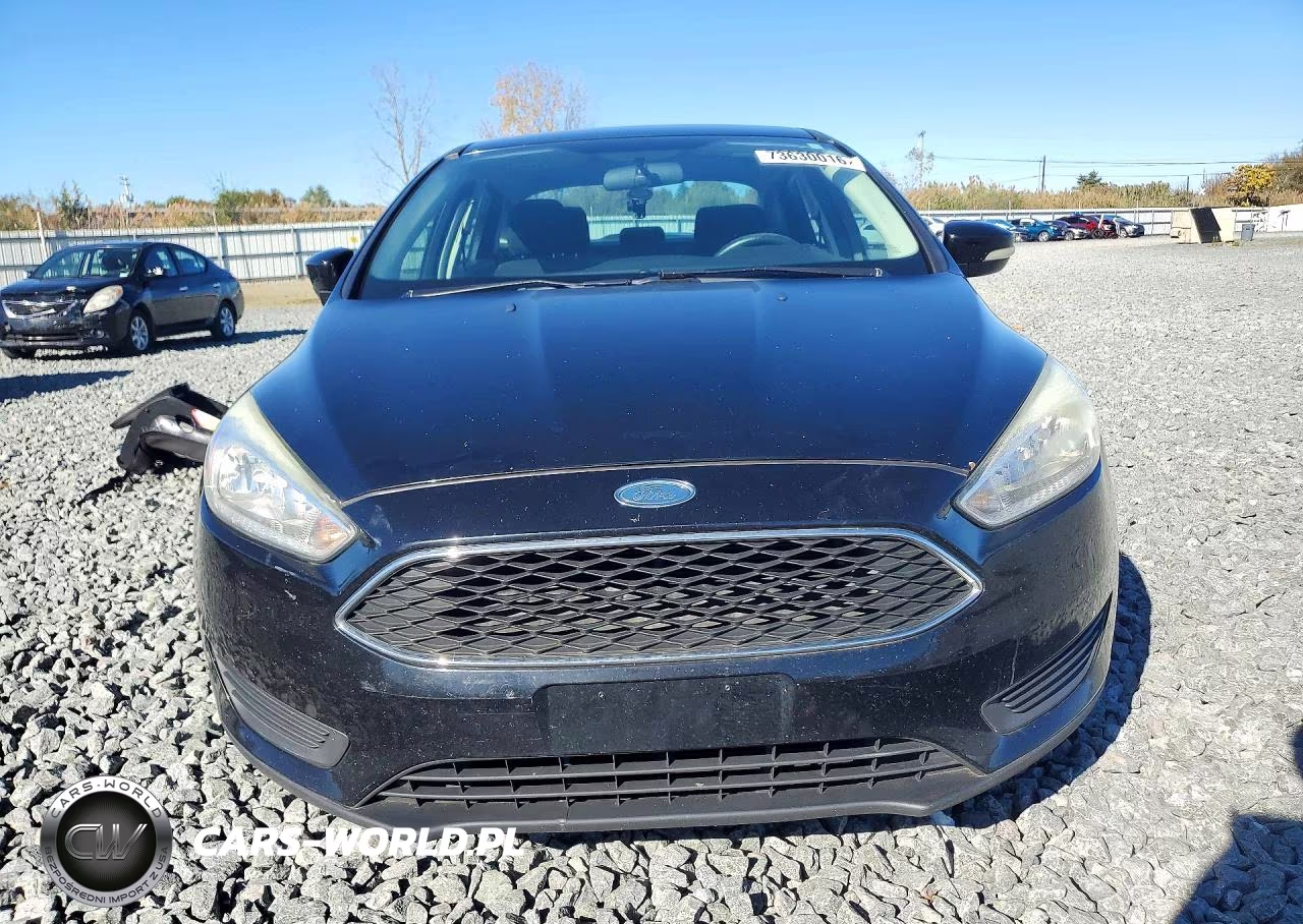 2016 Ford Focus Se VIN:1FADP3F29GL368604 - 5