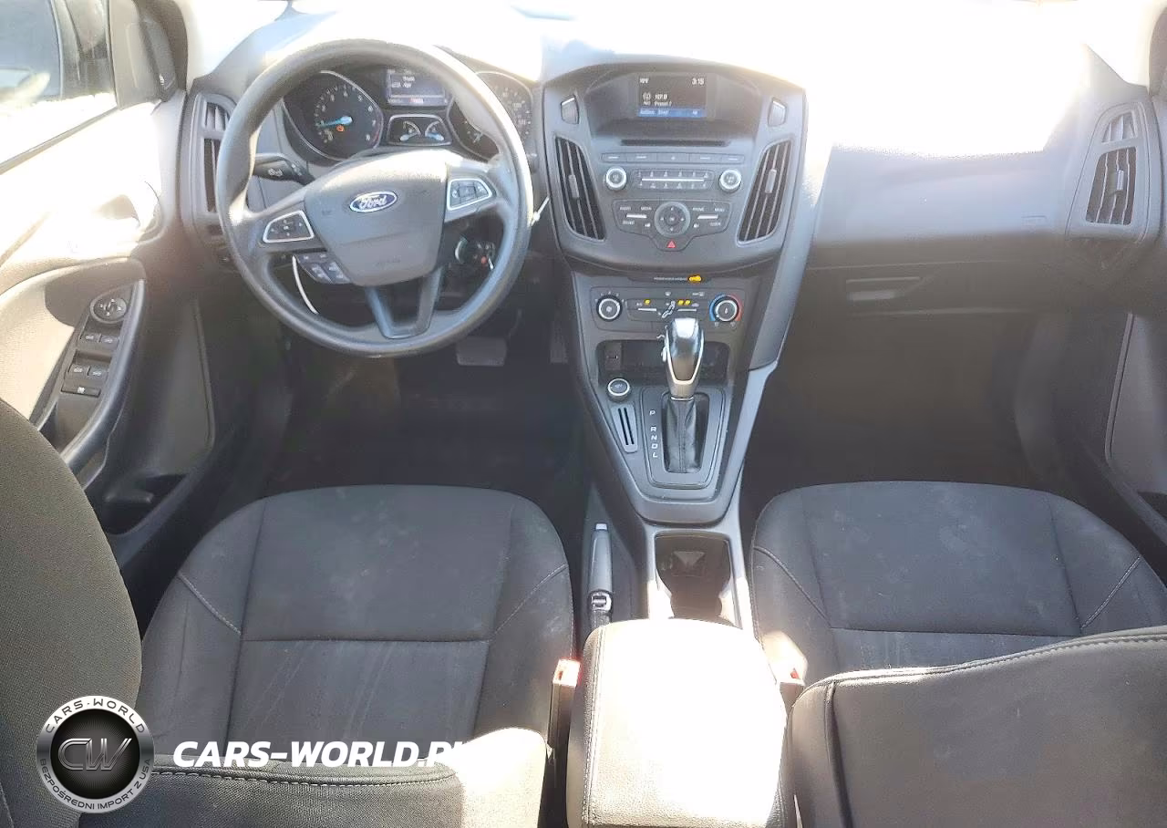 2016 Ford Focus Se VIN:1FADP3F29GL368604 - 8