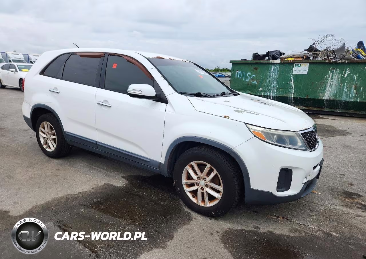 2014 Kia Sorento Lx VIN:5XYKT3A67EG425706 - 4