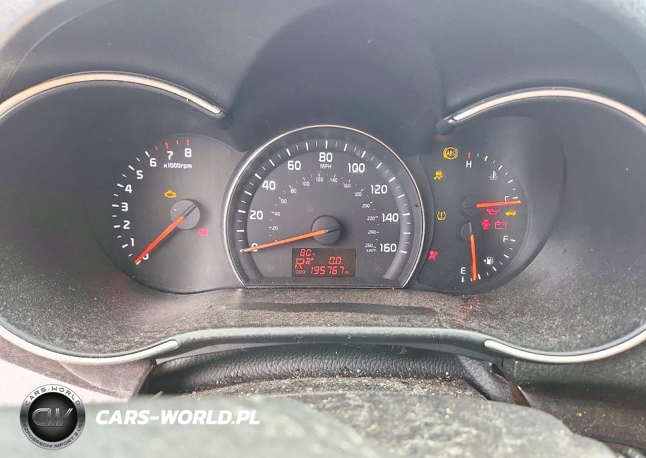 2014 Kia Sorento Lx VIN:5XYKT3A67EG425706 - 9