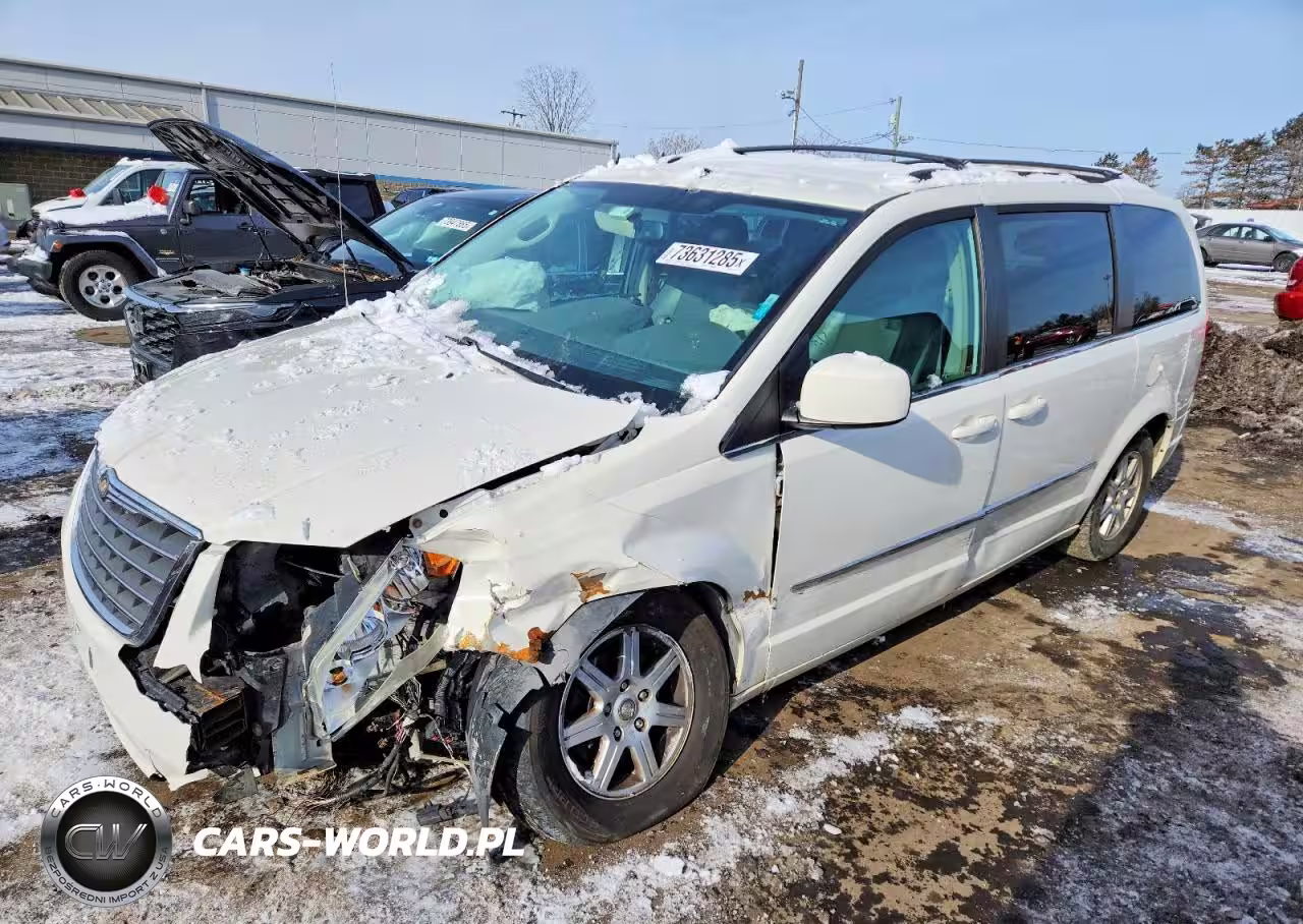 2010 Chrysler Town & Country Touring