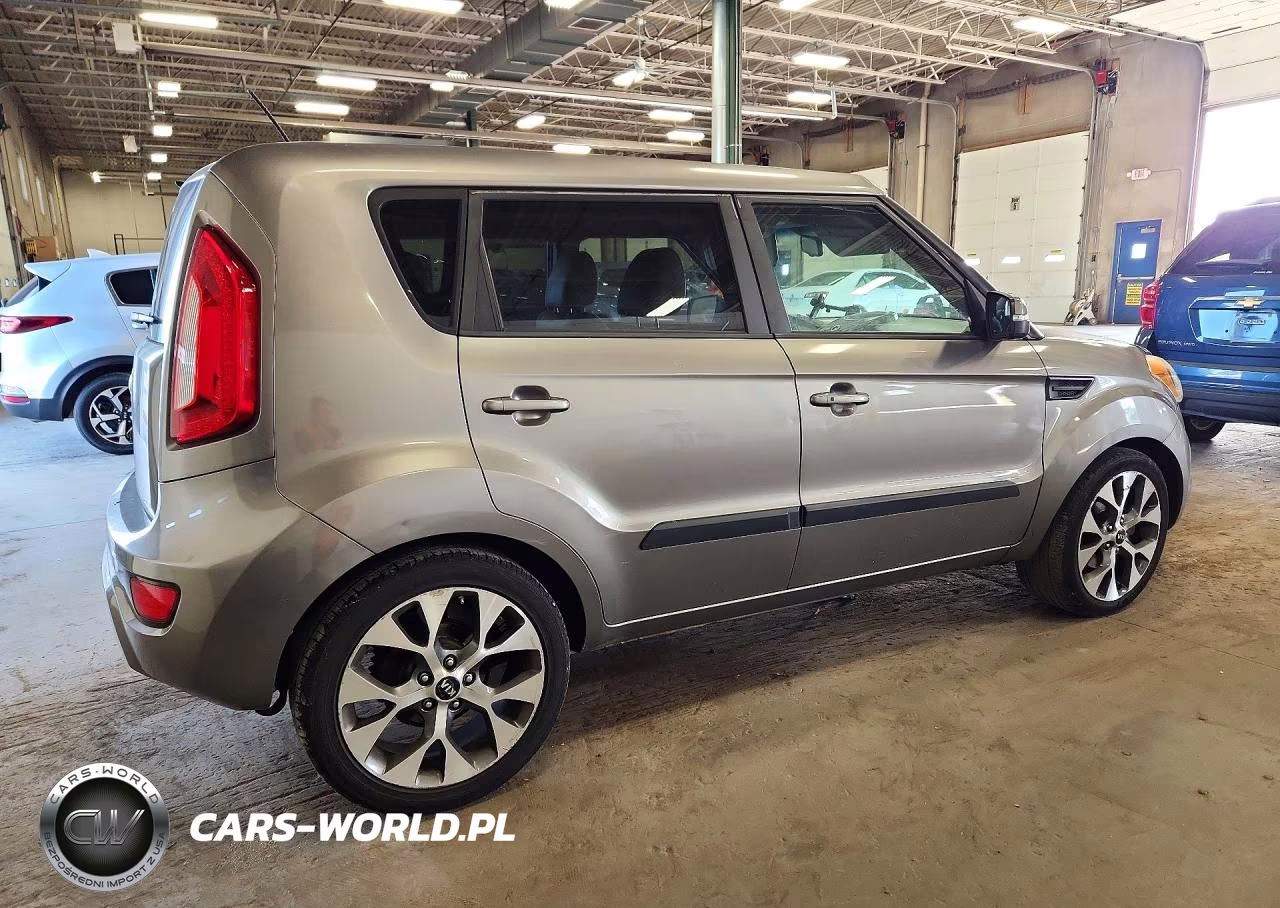 2013 Kia Soul ! VIN:KNDJT2A66D7618799 - 3