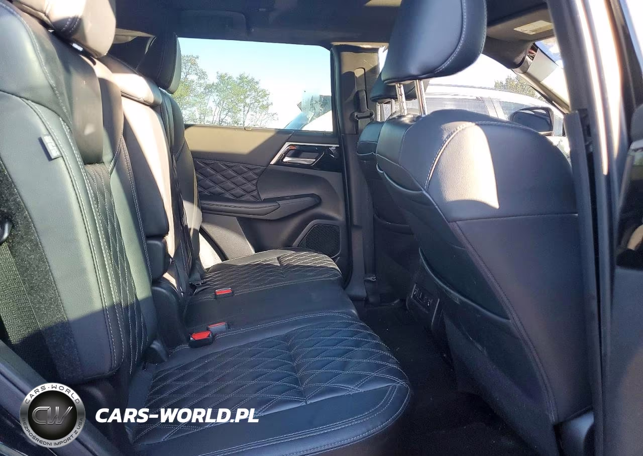 2023 Mitsubishi Outlander Sel VIN:JA4J4VA88PZ044483 - 11