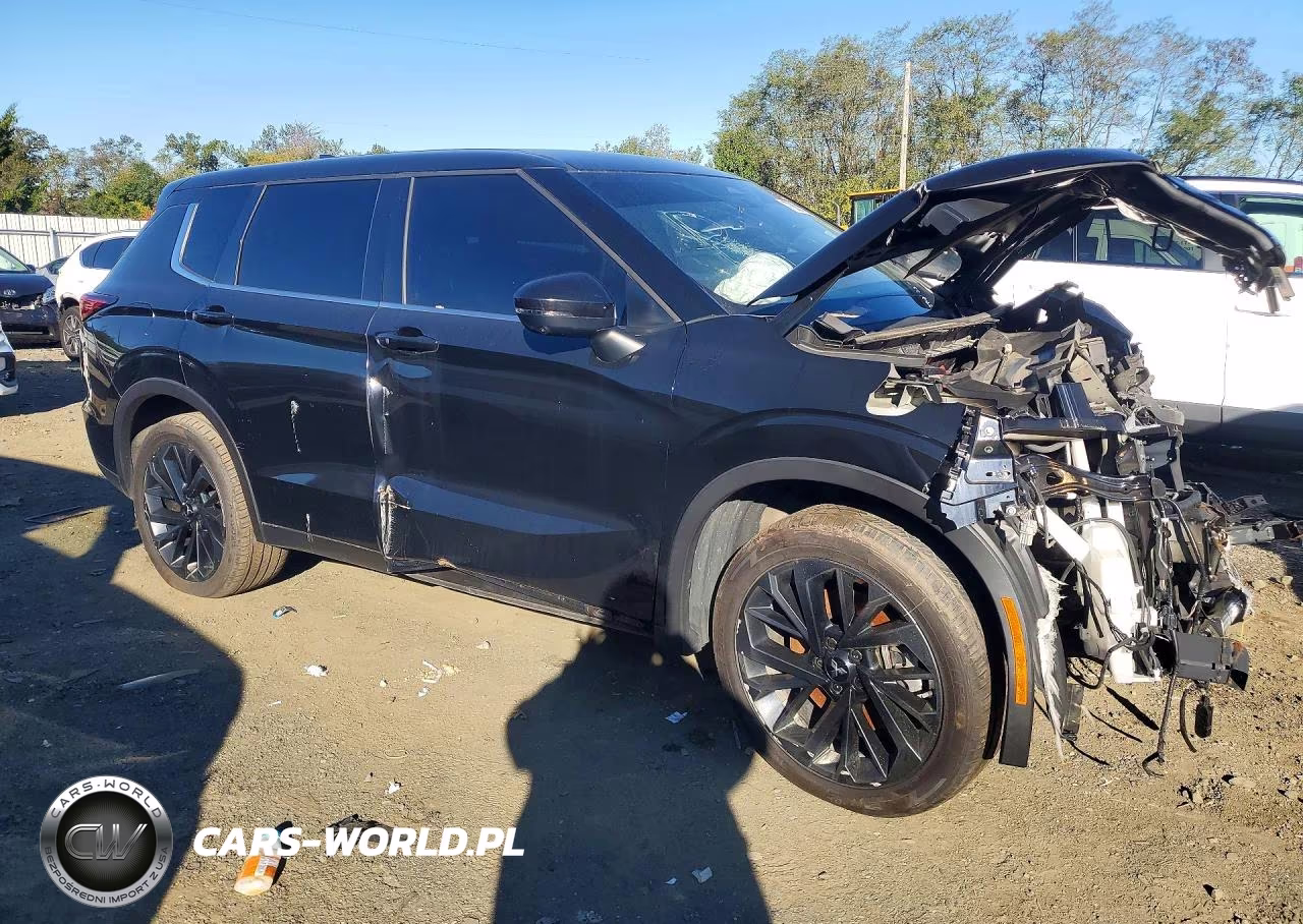 2023 Mitsubishi Outlander Sel VIN:JA4J4VA88PZ044483 - 4