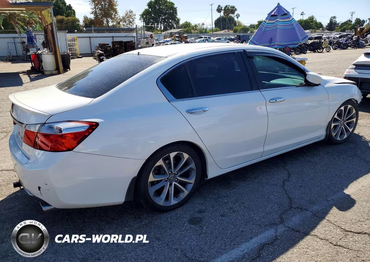 2015 Honda Accord Sport VIN:1HGCR2F53FA247177 - 3