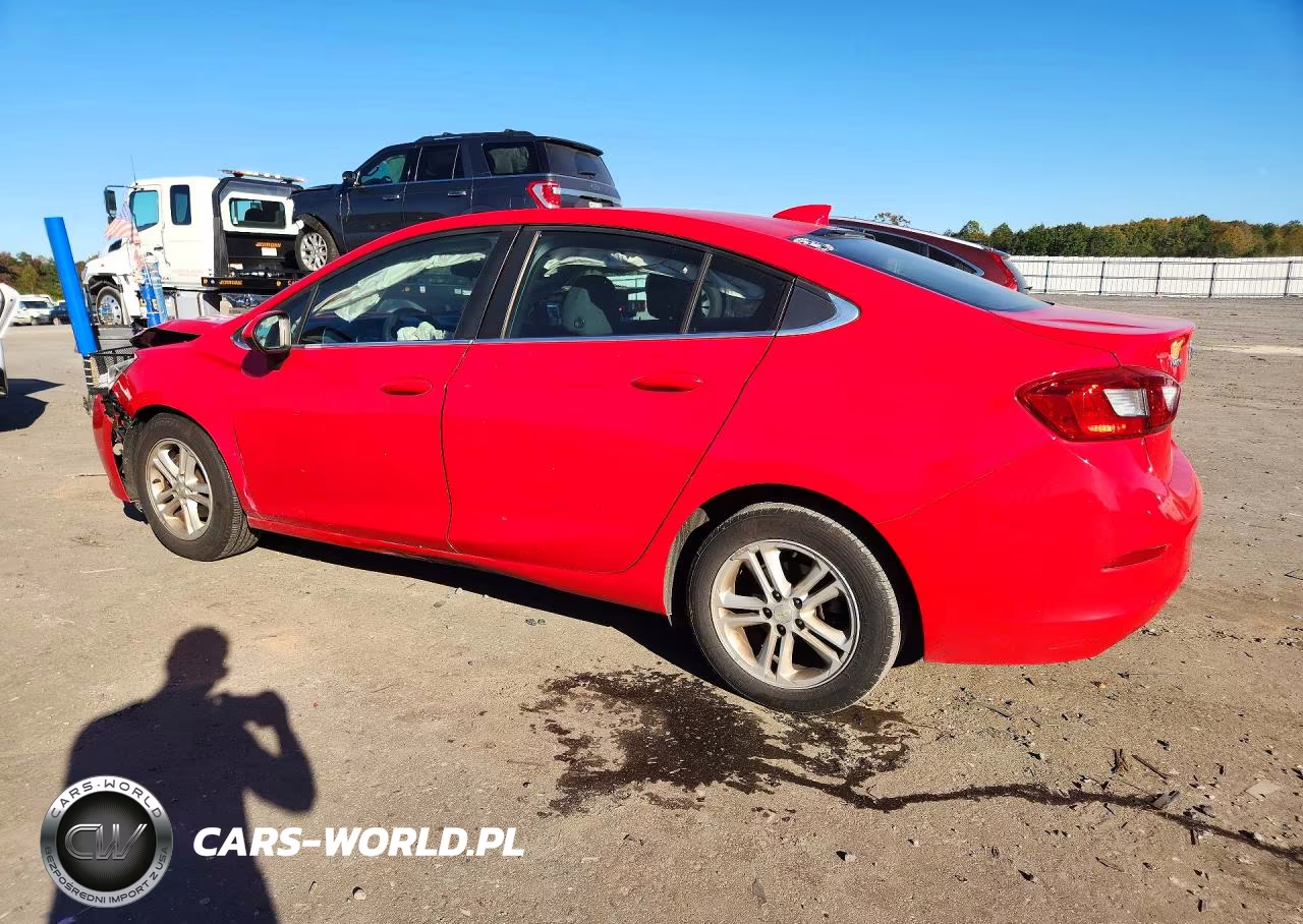 2018 Chevrolet Cruze Lt VIN:1G1BE5SM6J7162160 - 2