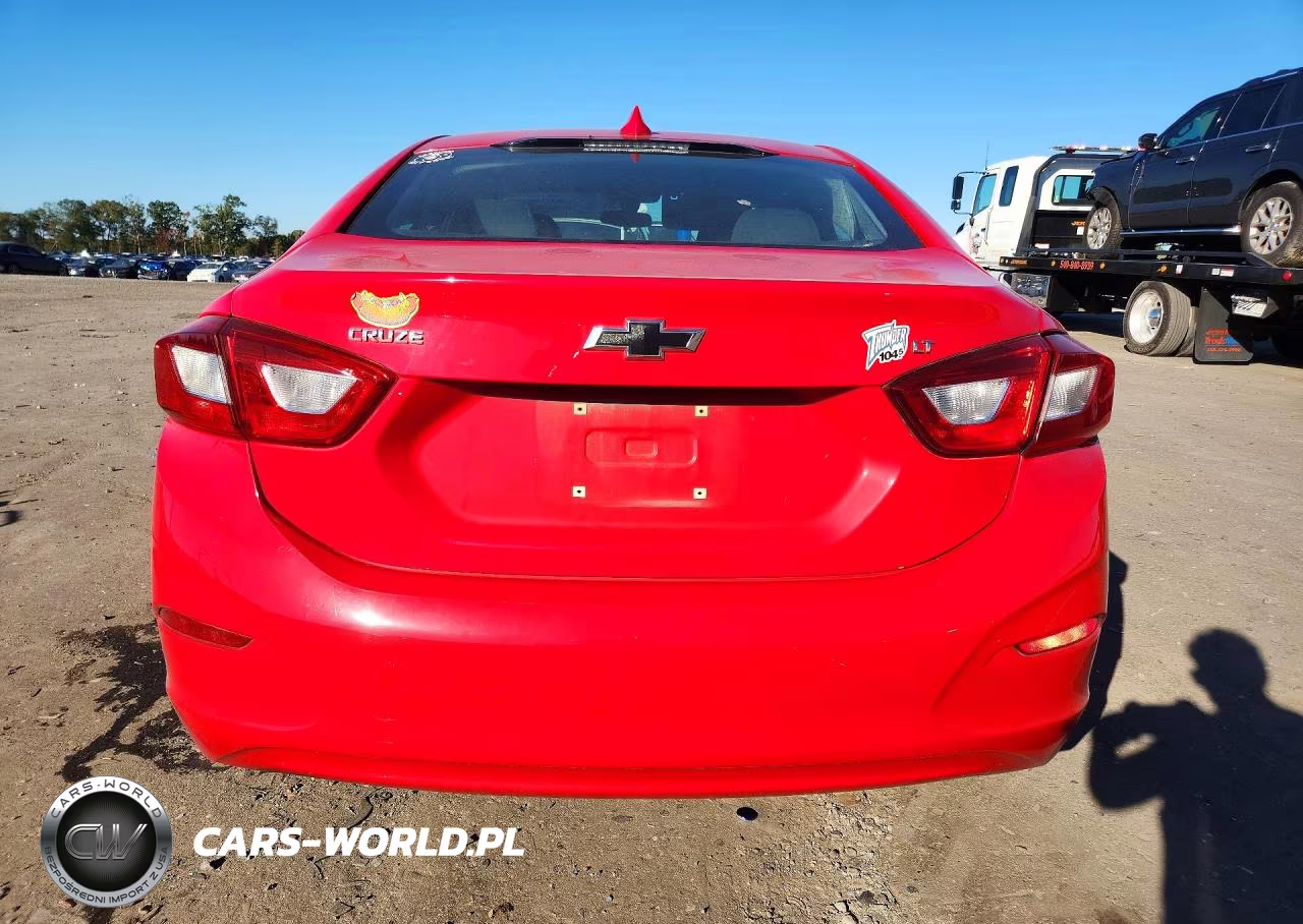 2018 Chevrolet Cruze Lt VIN:1G1BE5SM6J7162160 - 6