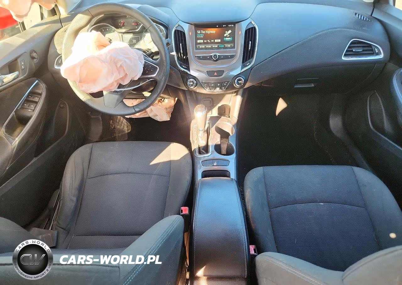 2018 Chevrolet Cruze Lt VIN:1G1BE5SM6J7162160 - 8