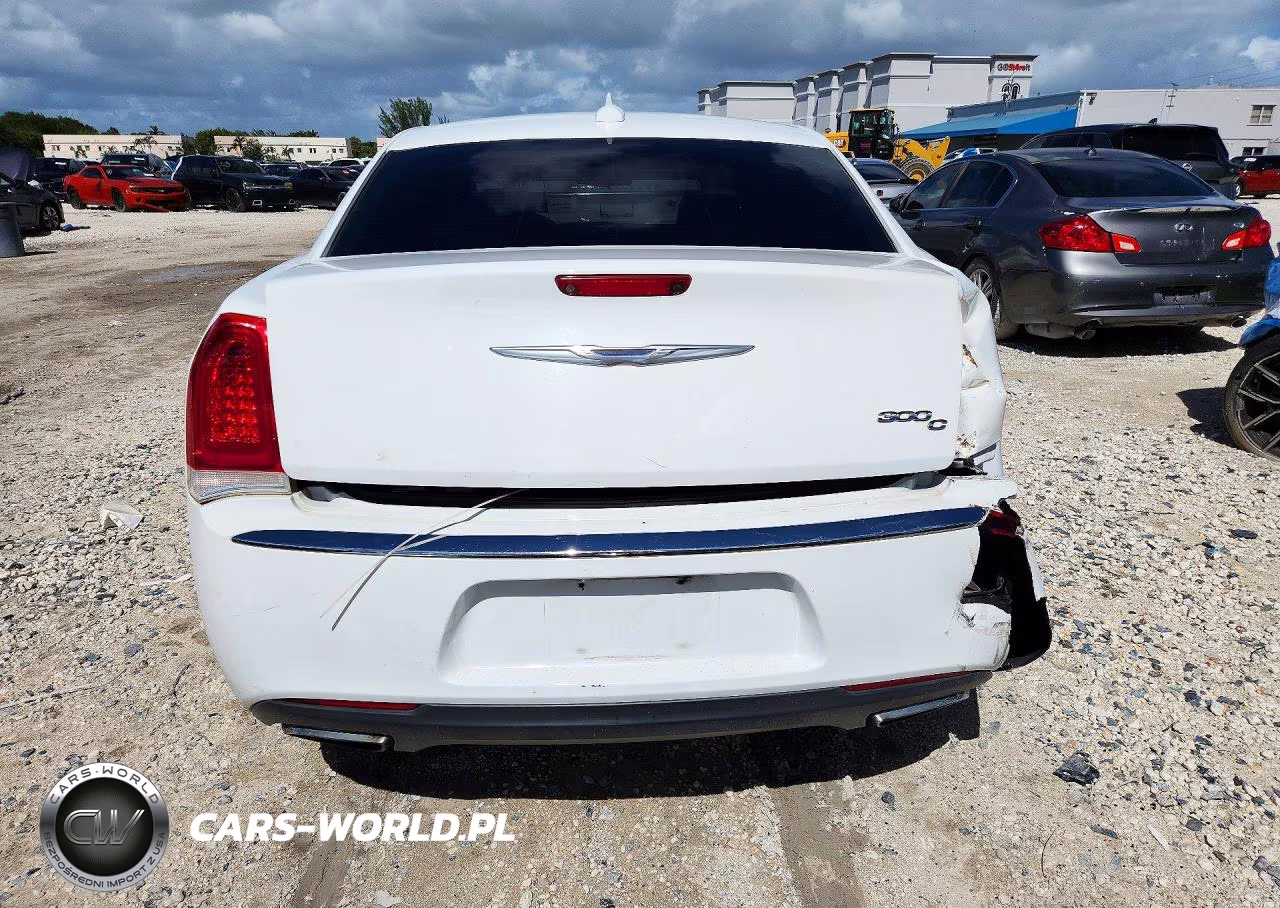 2016 Chrysler 300C VIN:2C3CCAEG6GH147594 - 6