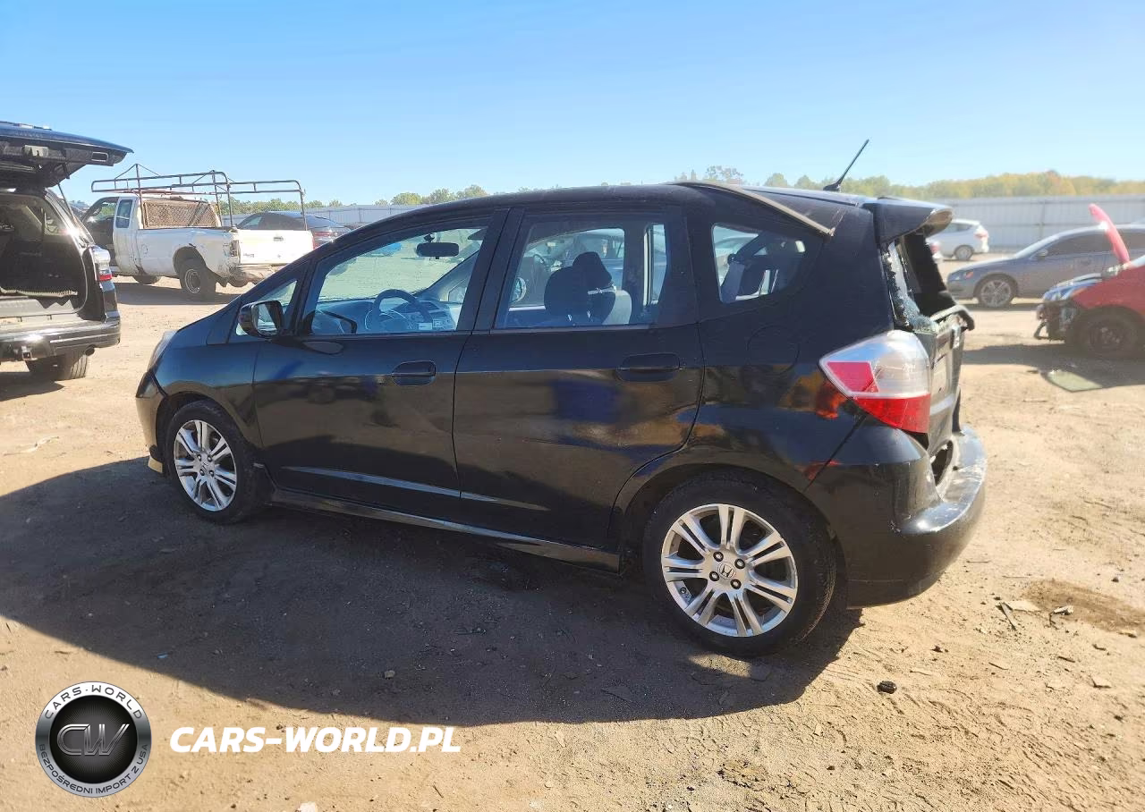 2010 Honda Fit Sport VIN:JHMGE8H40AC028000 - 2