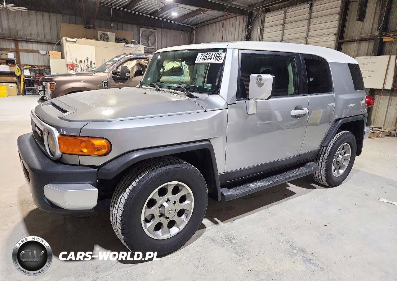 2012 Toyota Fj Cruiser Base
