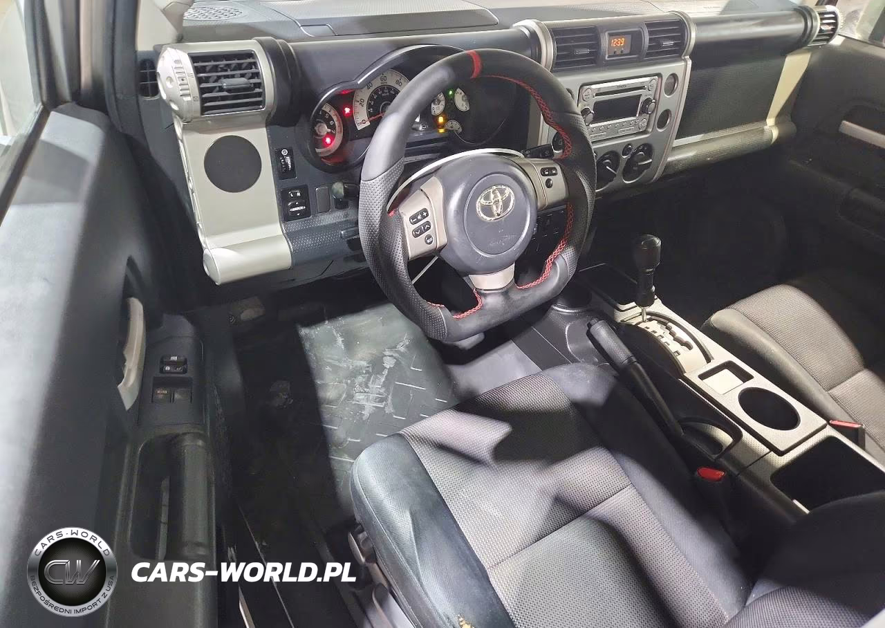 2012 Toyota Fj Cruiser Base VIN:JTEZU4BF0CK011752 - 8