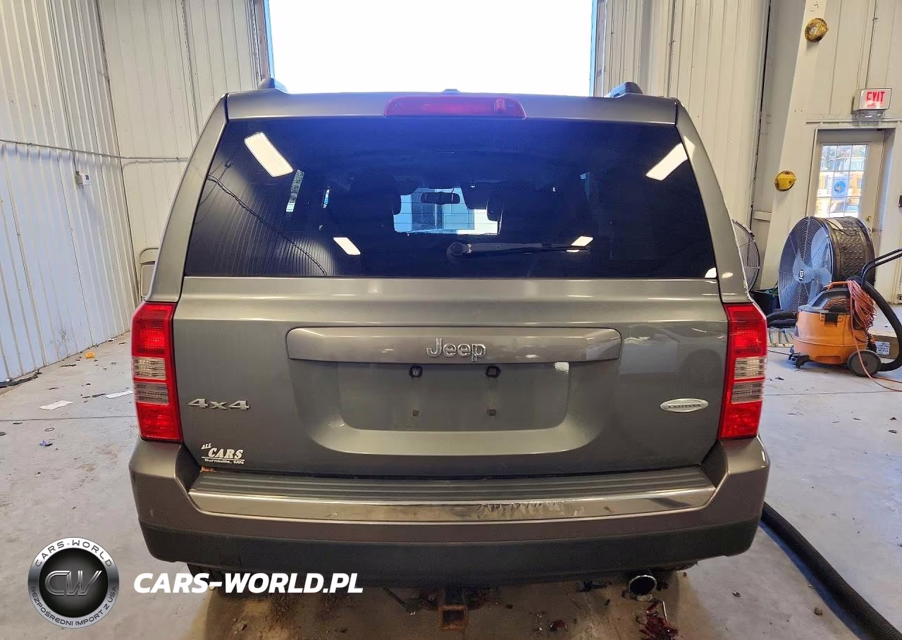 2011 Jeep Patriot Latitude VIN:1J4NF4GB0BD255434 - 6