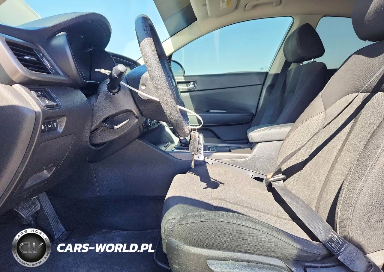 2018 Kia Optima Lx VIN:5XXGT4L30JG196444 - 7