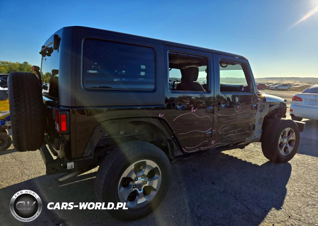 2018 Jeep Wrangler Unlimited Sahara VIN:1C4BJWEG7JL937359 - 3